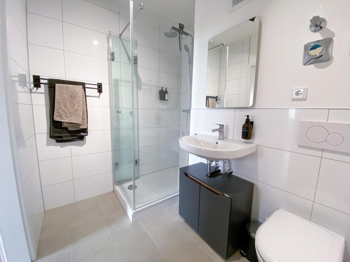 Schoene Wohnung Mit Rheinblick/Duesseldorf/Neuss/Messe Exteriér fotografie