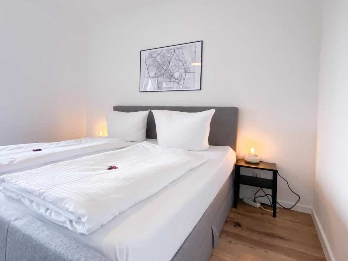 Schoene Wohnung Mit Rheinblick/Duesseldorf/Neuss/Messe Exteriér fotografie